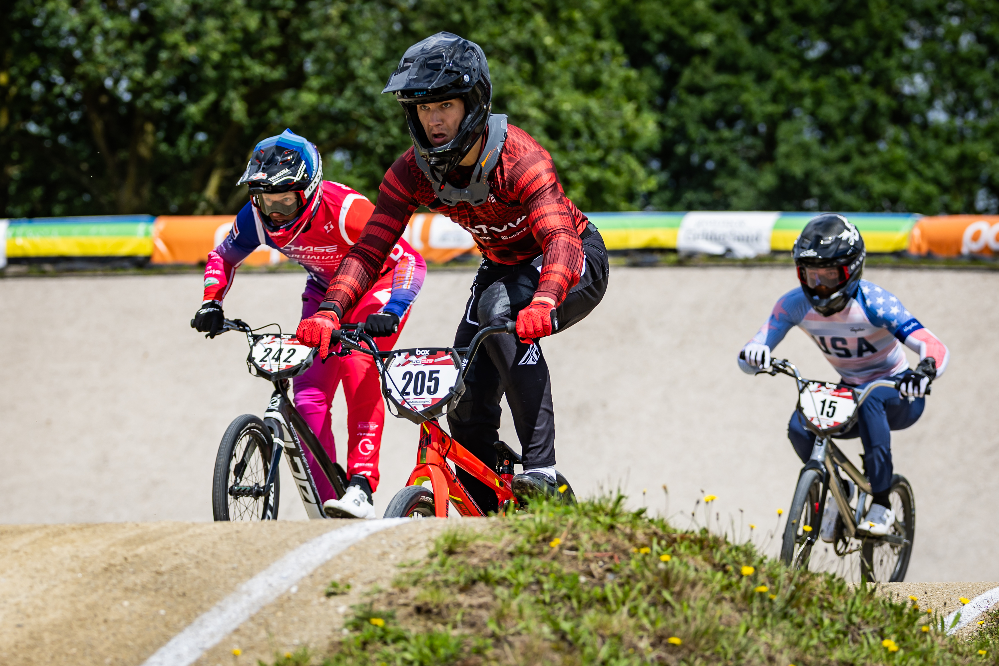 Latvijas BMX braucēji, gatavojoties Pasaules kausa noslēdzošajiem posmiem, startēs ASV čempionātā